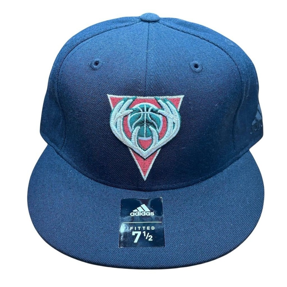 Milwaukee Bucks NBA Adidas Fitted Cap Black Size 7 1/2 Unisex